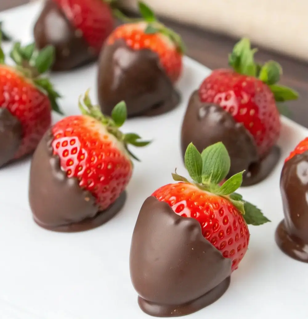 Chocolate Covered Strawberries with Smooth Chocolate Finish